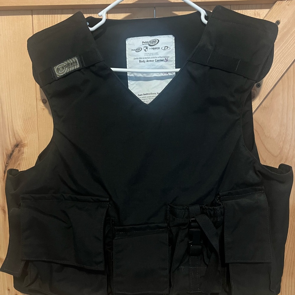 Men's Black Tactical Vest